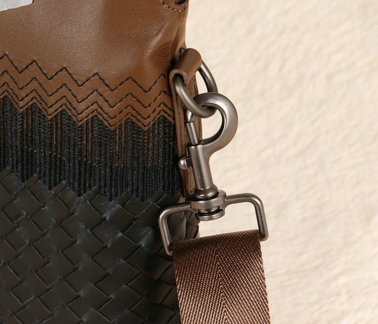 Bottega Veneta intrecciato VN briefcase 1153068-1 black&khaki